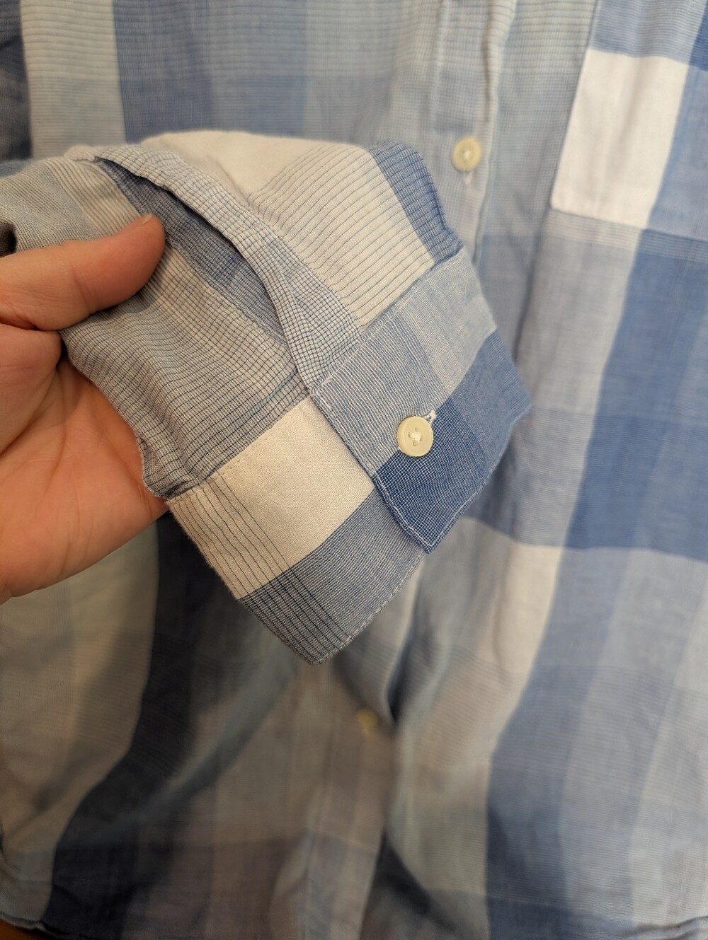 Old Navy Boyfriend Fit Navy Blue White Buffalo Plaid Shirt Size L - Picture 3 of 8